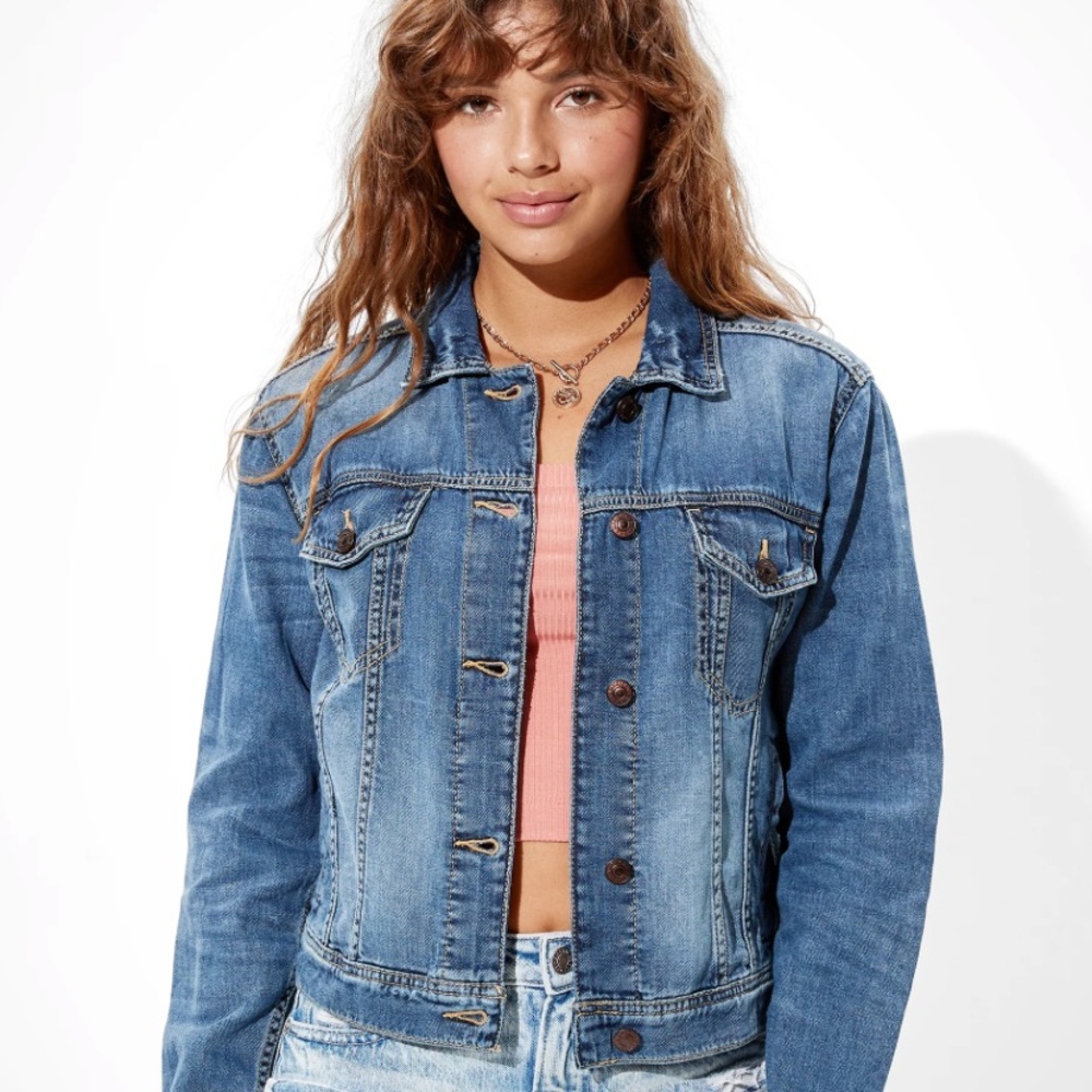 American Eagle New Without Tags. Medium - image 1